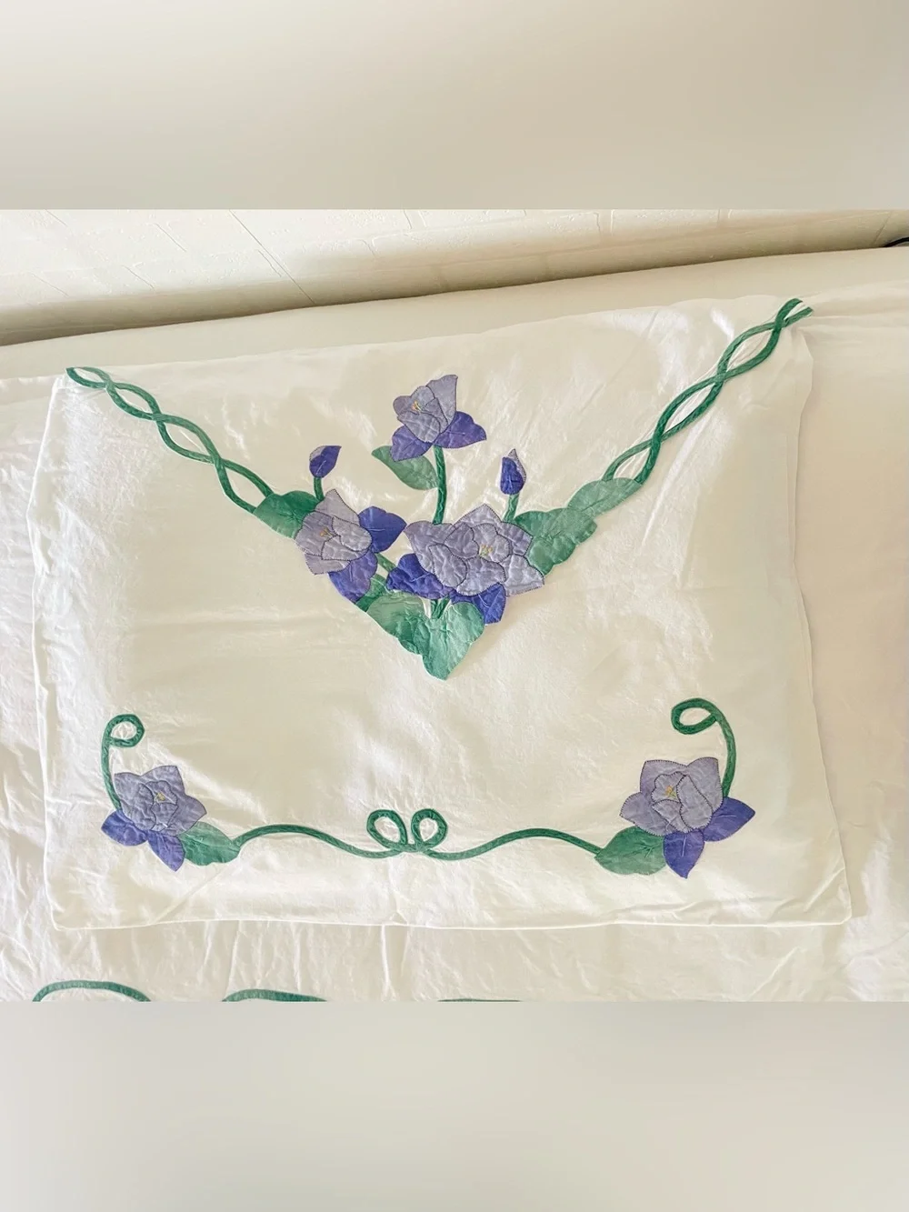 Vintage Duvet Sham Bedskirt Set Purple Iris Appliqué w Green Trellis Twin Sz